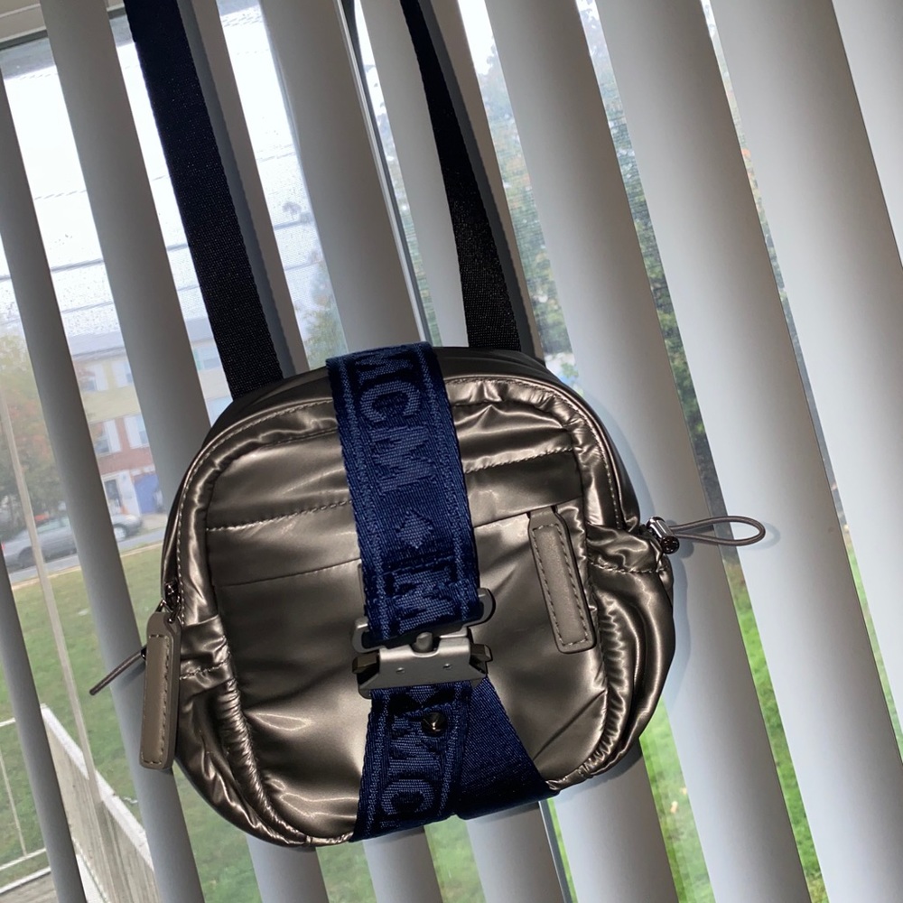 MCM crossbody bag barely worn w/ authenticity card
